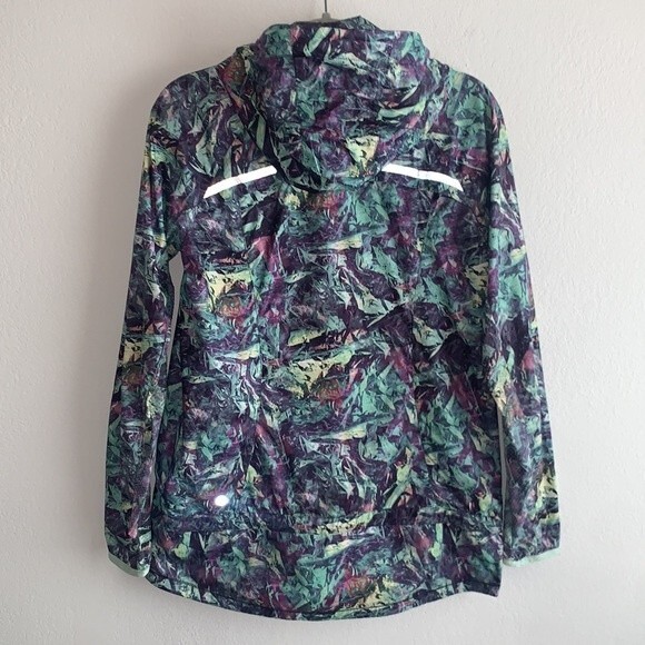 Lululemon Miss Misty Jacket II Iridescent Multi Packable Rain Jacket Sz 6 - Picture 12 of 13